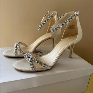 David’s Bridal Arden Silver and Cream Embellished Heels